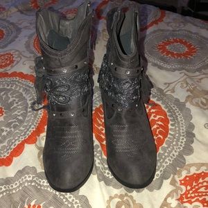 Cute Grey Booties! Size 9